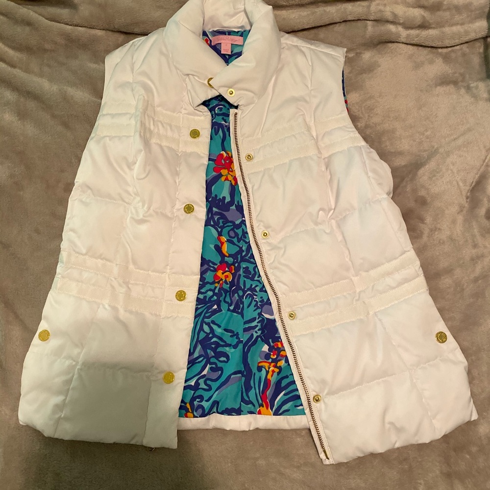 White Lilly Pulitzer vest NEVER WORN